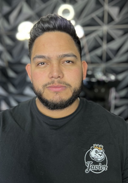 Javier Duran, barbero profesional